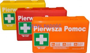 Apteczka samochodowa w pudełku z tworzywa